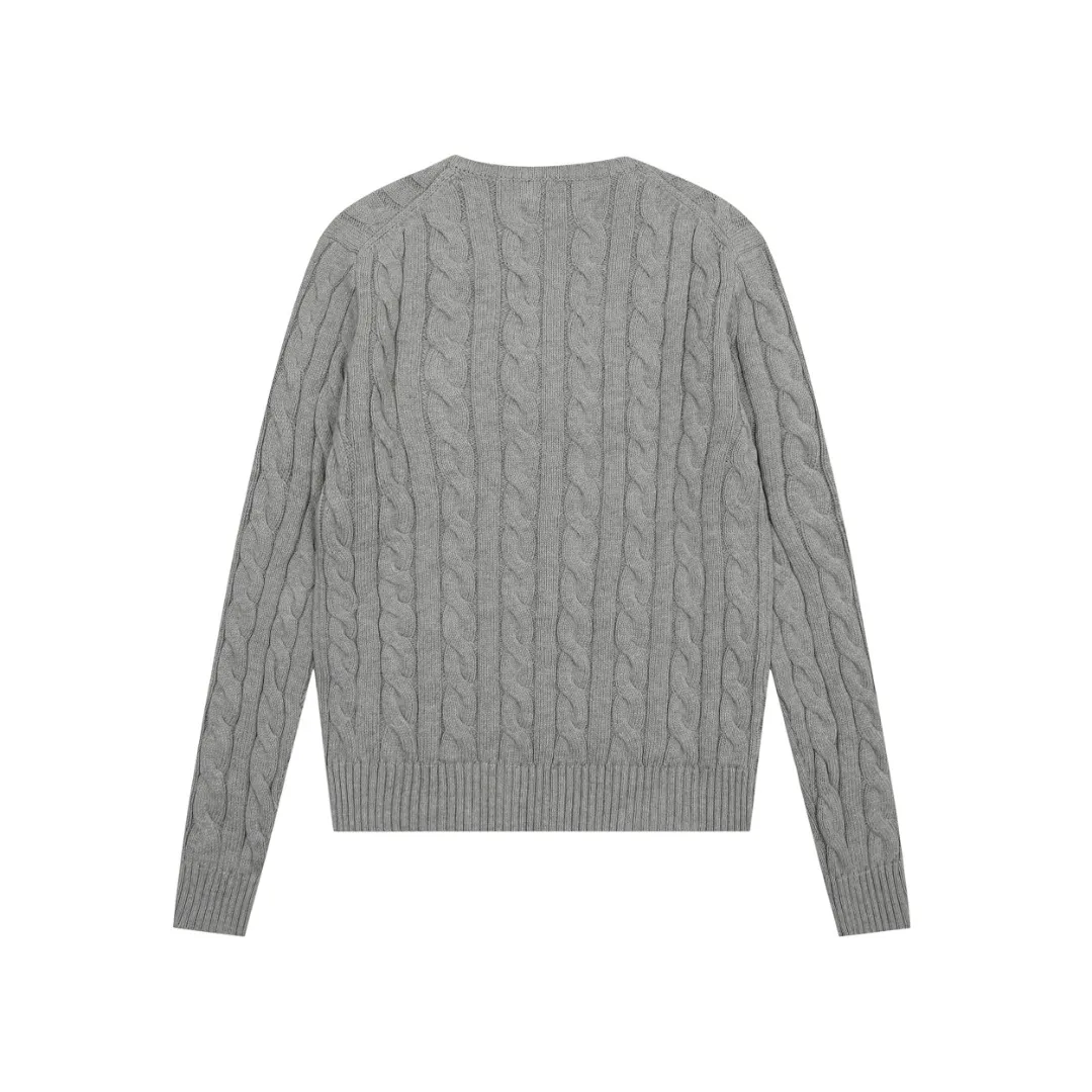 🅿️210 "Top quality" Style number: DS019# [Ralph Lauren V-neck solid color pony embroidered logo hemp flower knitted sweater] ✅Ralph Lauren Ralph Lauren goddess slim basic classic V-neck hemp flower pullover sweater ✅Main supplier platform live broadcast Wholesale entity Replacement when out of stock Not removed from shelves ✅ZP quality 1:1 version Scan the code to enter the GF website Counter quality ✅Detailed quality The only one in Guangzhou Imported quality cotton yarn, focusing on high-end, cost-effective, good quality, needless to say, ✅ simple and easy to match, a must-have item for ootd, good-looking clothes are never picky, a must-have in the goddess' wardrobe, recommended. Size: S-L Color: Black, off-white, gray, navy blue, khaki, pink, light blue, rose red, brown, Chinese red